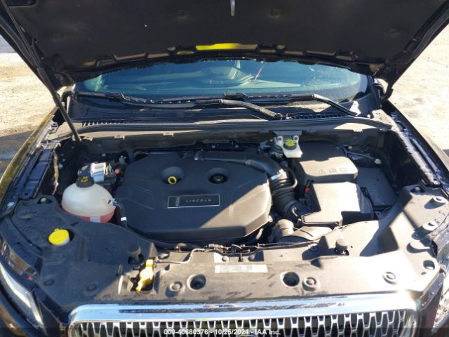 5LMCJ1C92KUL16952 Lincoln Mkc Standard