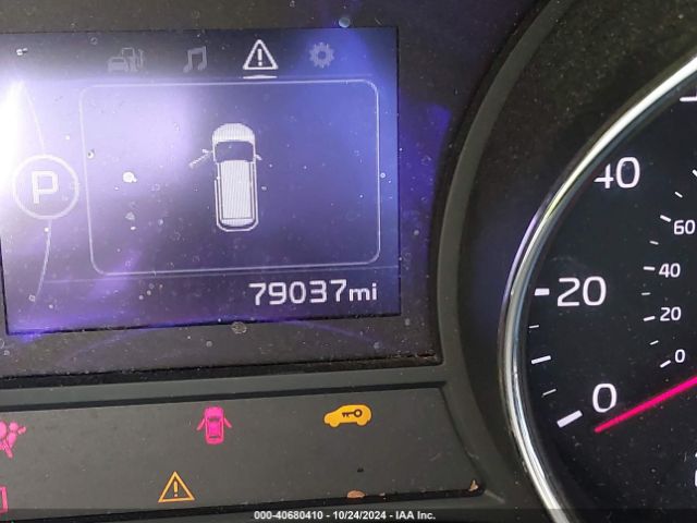 KNDMB5C17H6329087 KIA SEDONA LX