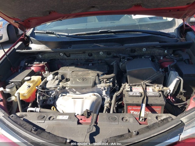 Toyota Rav4 Xle 2018 JTMWFREV6JD123524 Image 10