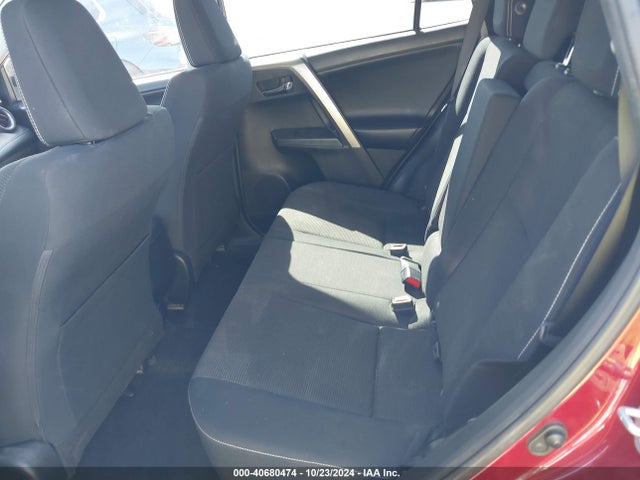 Toyota Rav4 Xle 2018 JTMWFREV6JD123524 Image 8