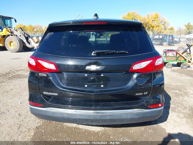 Chevrolet EQUINOX LT 2018 2GNAXSEV5J6296617 Image 16