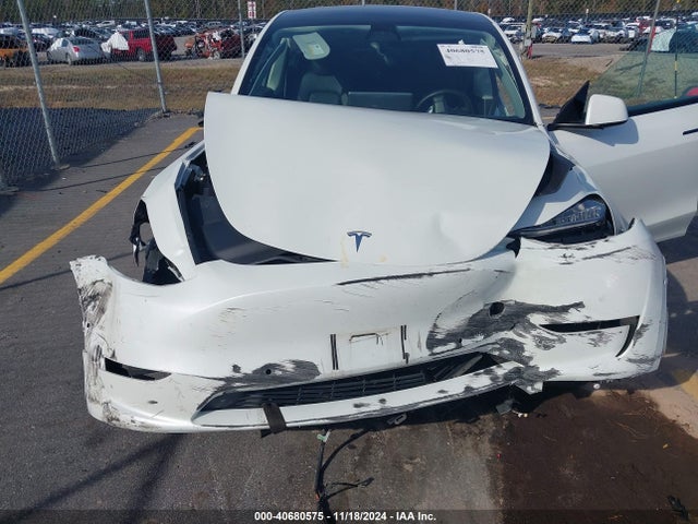2021 TESLA MODEL Y 5YJYGDEE1MF106202 Photo 5
