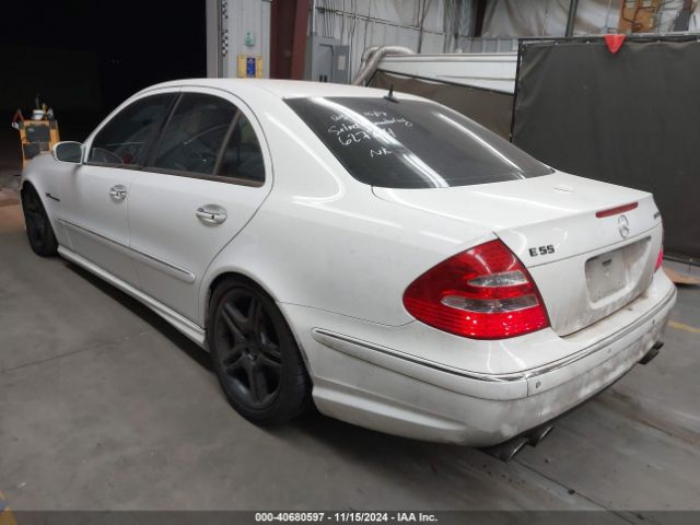 2005 MERCEDES-BENZ E 55 AMG WDBUF76J75A627884 Photo 2