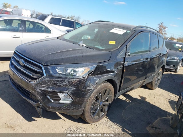 Ford ESCAPE SE 2019 1FMCU9GD1KUA15144 Image 2