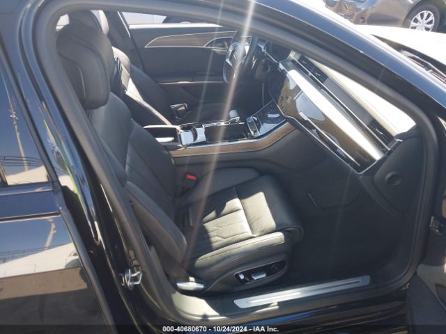 2020 AUDI A8 L WAU8DAF80LN012874 Photo 4