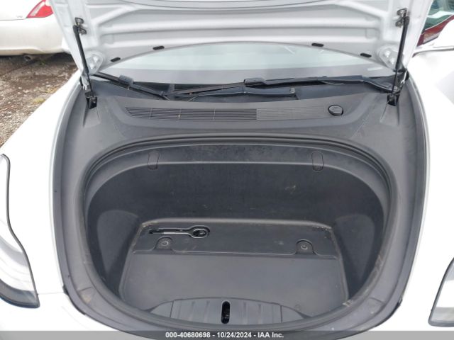 5YJ3E1EB3KF469795 Tesla Model 3 Long Range/performance