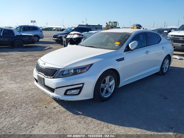 KIA Optima Lx 2015 KNAGM4A78F5642657 Image 2