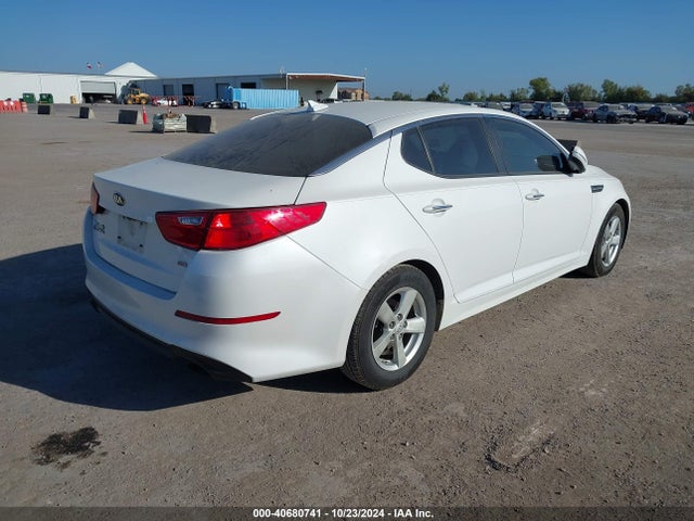 KIA Optima Lx 2015 KNAGM4A78F5642657 Image 4