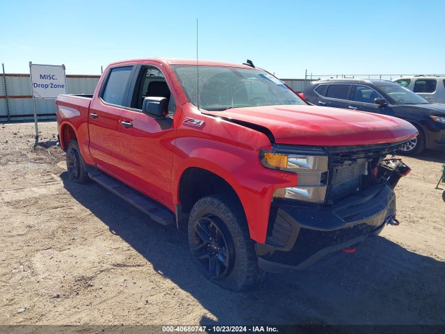 2019 3GCPYCEF4KG160676 main image