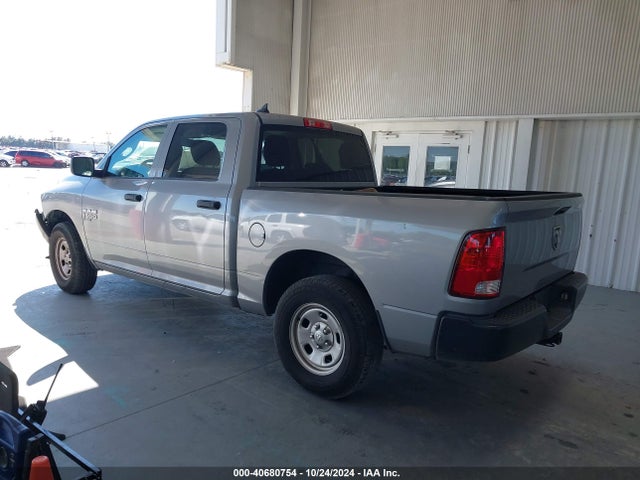 1C6RR6KG4LS150946 RAM 1500 Classic Tradesman  4x2 5'7 Box