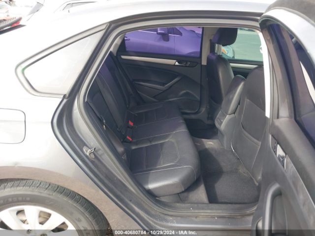 1VWAT7A3XEC071397 Volkswagen Passat 1.8t Wolfsburg Edition