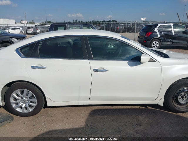 Nissan Altima 2.5 S 2015 1N4AL3APXFN363626 Image 13