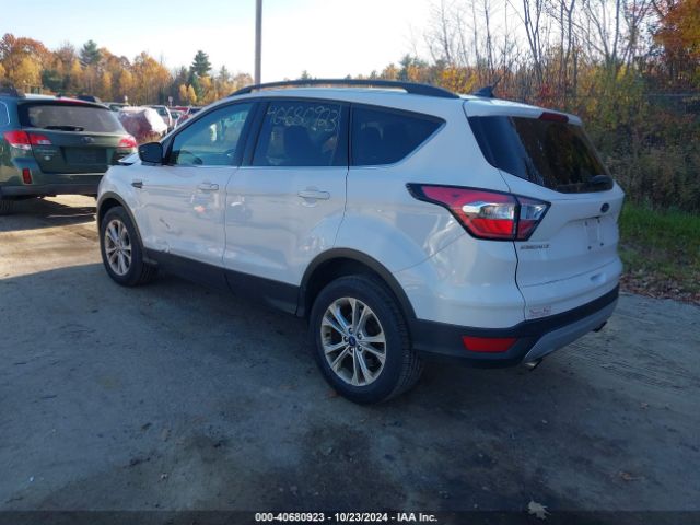 1FMCU9HD9JUB92795 Ford ESCAPE SEL