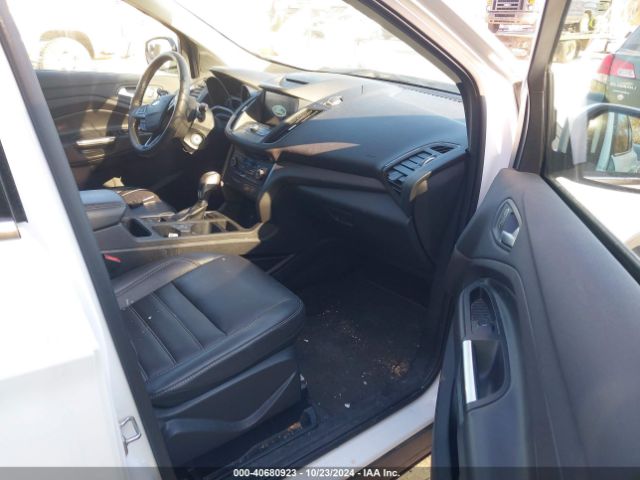 1FMCU9HD9JUB92795 Ford ESCAPE SEL