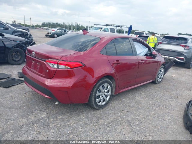 Toyota COROLLA LE 2022 JTDEPMAE5NJ223297 Image 4