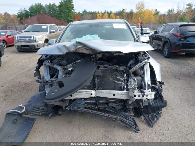 5J8YD4H38JL010337 Acura j35y5