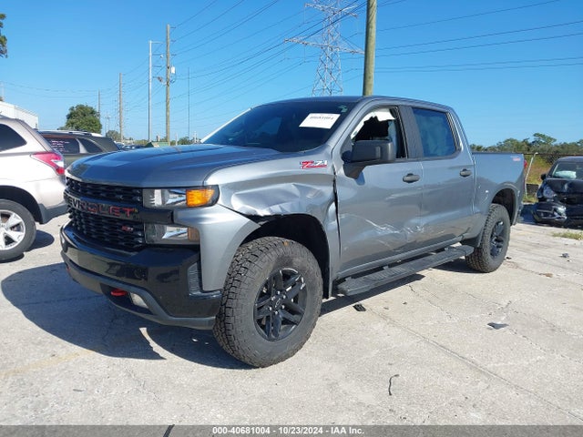 Chevrolet Silverado 1500 Custom Trail Boss 2019 1GCPYCEF3KZ396770 Image 2