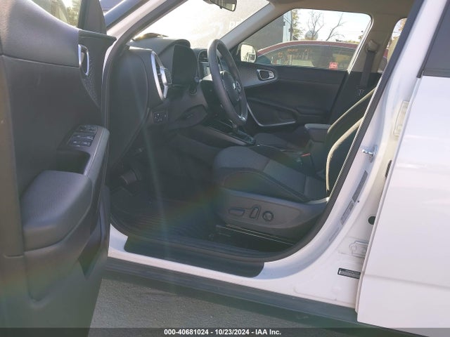 KIA SOUL S 2021 KNDJ23AU8M7789884 Image 5