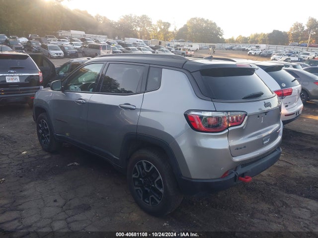 3C4NJDDB3KT671206 Jeep Compass Trailhawk 4x4