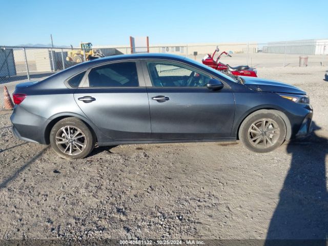 3KPF24AD8PE567099 KIA Forte Lxs