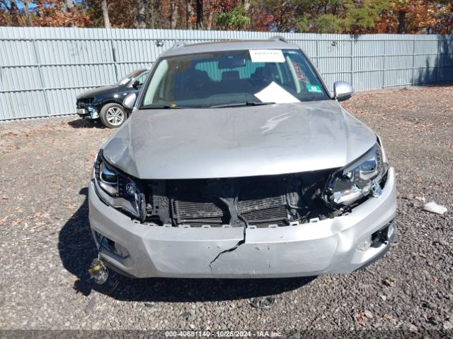 WVGBV7AX1GW606523 Volkswagen TIGUAN SE
