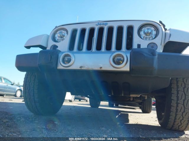 1C4BJWEG1HL706631 Jeep Wrangler Unlimited Sahara 4x4