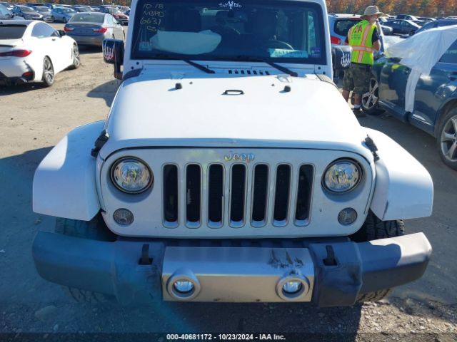 1C4BJWEG1HL706631 Jeep Wrangler Unlimited Sahara 4x4