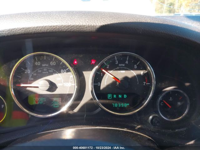 1C4BJWEG1HL706631 Jeep Wrangler Unlimited Sahara 4x4