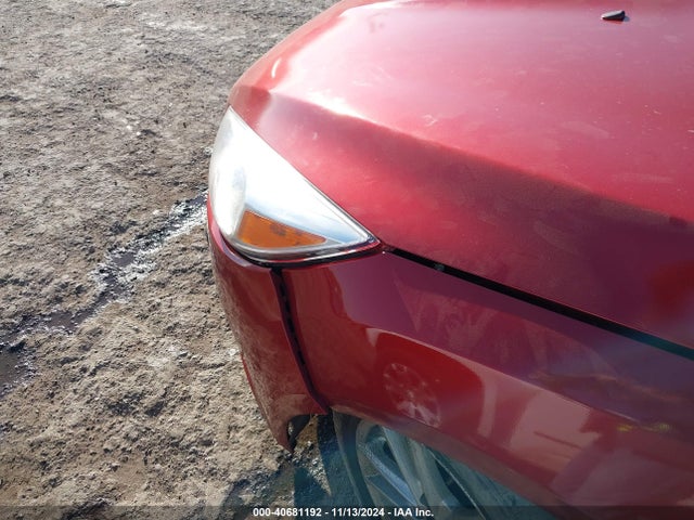 1FADP3K21JL286878 Ford FOCUS SE