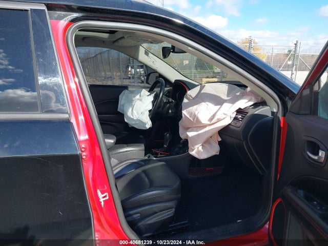 Jeep Compass Trailhawk 2018 3C4NJDDB5JT410061 Image 5