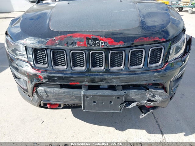 Jeep Compass Trailhawk 2018 3C4NJDDB5JT410061 Image 6