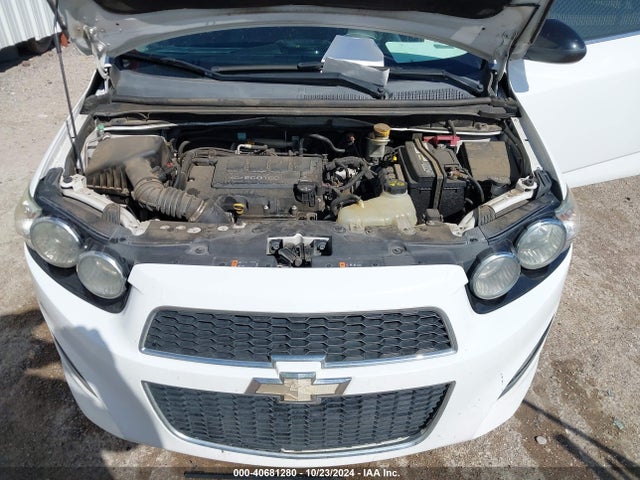 1G1JG5SB5F4150837 Chevrolet Sonic Rs Auto