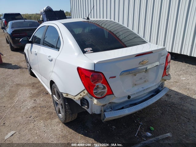 1G1JG5SB5F4150837 Chevrolet Sonic Rs Auto