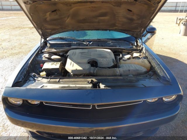 2C3CDZGG5KH607314 Dodge Challenger Sxt Awd