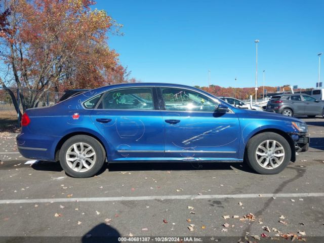 1VWAT7A35GC025107 Volkswagen Passat 1.8t S
