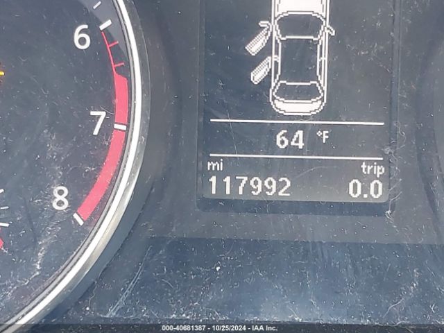 1VWAT7A35GC025107 Volkswagen Passat 1.8t S