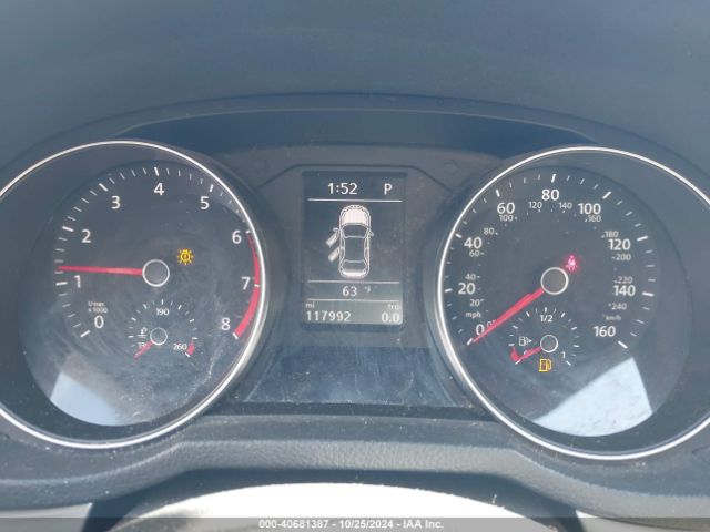 1VWAT7A35GC025107 Volkswagen Passat 1.8t S