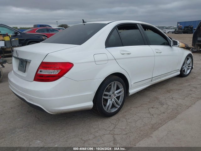 WDDGF4HB9EA958023 Mercedes-Benz C 250 Luxury/sport