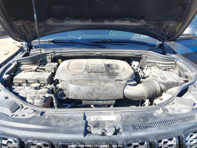 1C4RJEAG0KC811585 Jeep Grand Cherokee Altitude 4x2