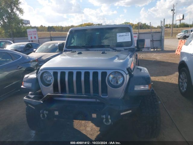 1C4HJXDG1JW186596 Jeep Wrangler Unlimited Sport S 4x4