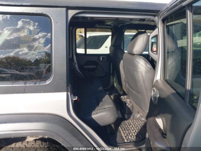 1C4HJXDG1JW186596 Jeep Wrangler Unlimited Sport S 4x4