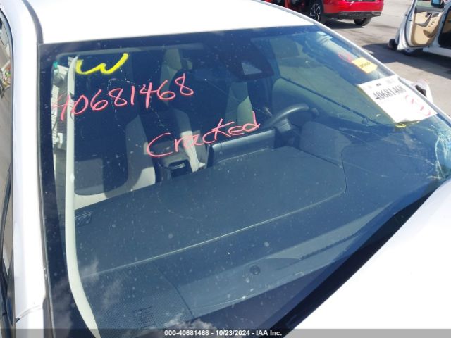 JTDEPRAE6LJ060914 Toyota COROLLA LE