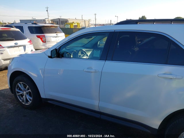 Chevrolet EQUINOX LT 2017 2GNFLFEKXH6315333 Image 14