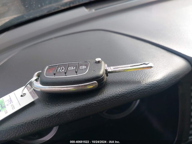 Hyundai SONATA SE 2018 5NPE24AF1JH603232 Image 10