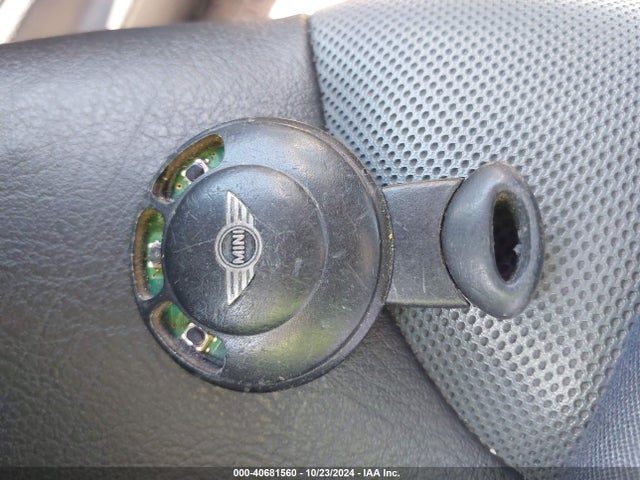 2008 MINI COOPER S CLUBMAN WMWMM33578TP89060 Photo 10