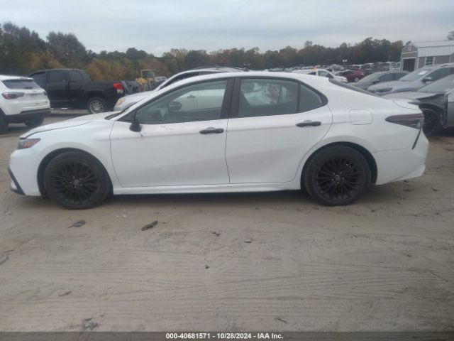 4T1G11AK3NU063185 Toyota Camry Se Nightshade Edition