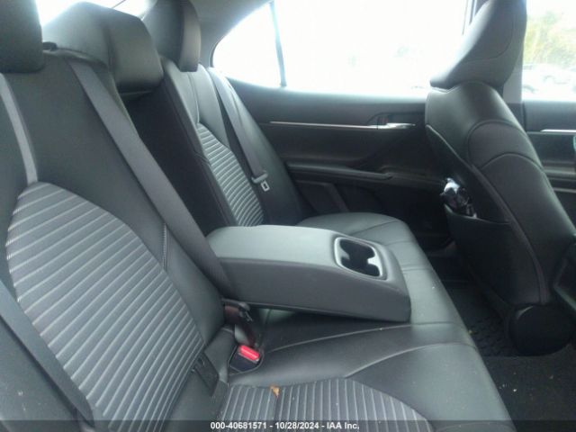 4T1G11AK3NU063185 Toyota Camry Se Nightshade Edition