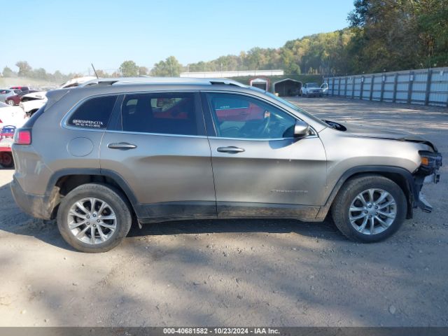 1C4PJLCB9KD248236 Jeep Cherokee Latitude Fwd