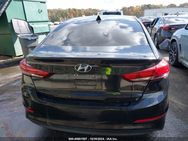 Hyundai Elantra Value Edition 2018 5NPD84LF0JH274160 Image 16