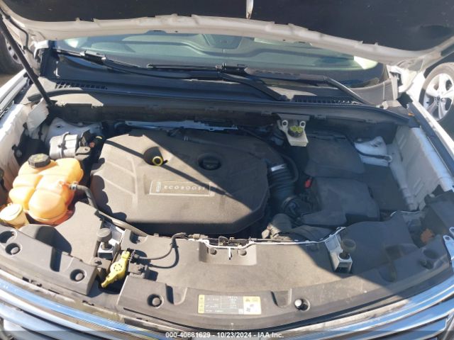 5LMCJ1A92FUJ21975 Lincoln MKC